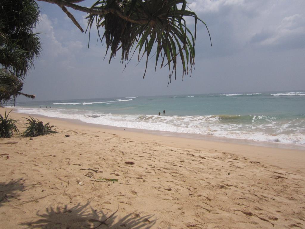 White Surfing Beach Resort อูนาวาตูนา ภายนอก รูปภาพ